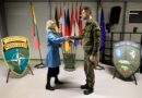 Ministryně Černochová navštívila vojáky v Pobaltí