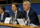 Generální tajemník NATO v Evropském parlamentu: Ukrajinu musíme podporovat tak dlouho, jak to bude potřeba